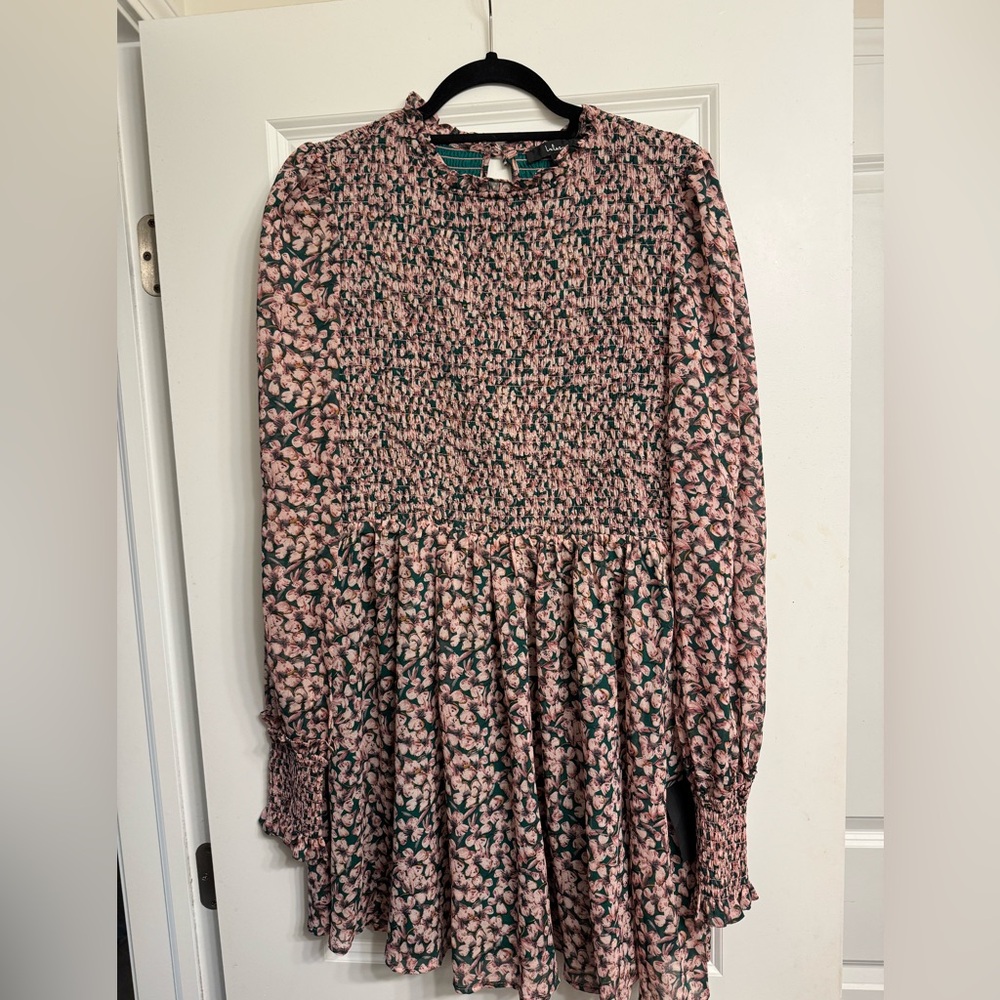 Pink and green floral LULUs dress,tags still on, never worn